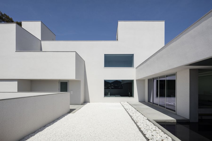 FORM / Kouichi Architects