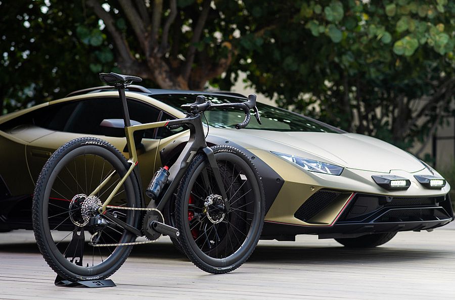 Exploro Racemax X Huracán Sterrato