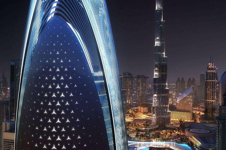 Dubai Mercedes torony