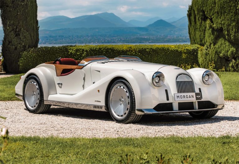 A lenyűgöző roadster