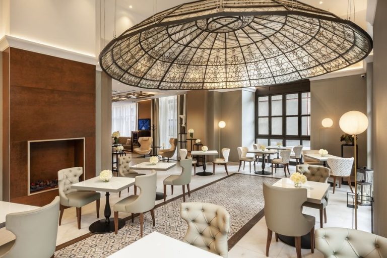 Stílusgourmand délutánok a Radisson Blu Béke Hotelben