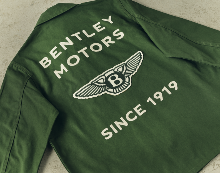 A Bentley múltja stílusba öltözik